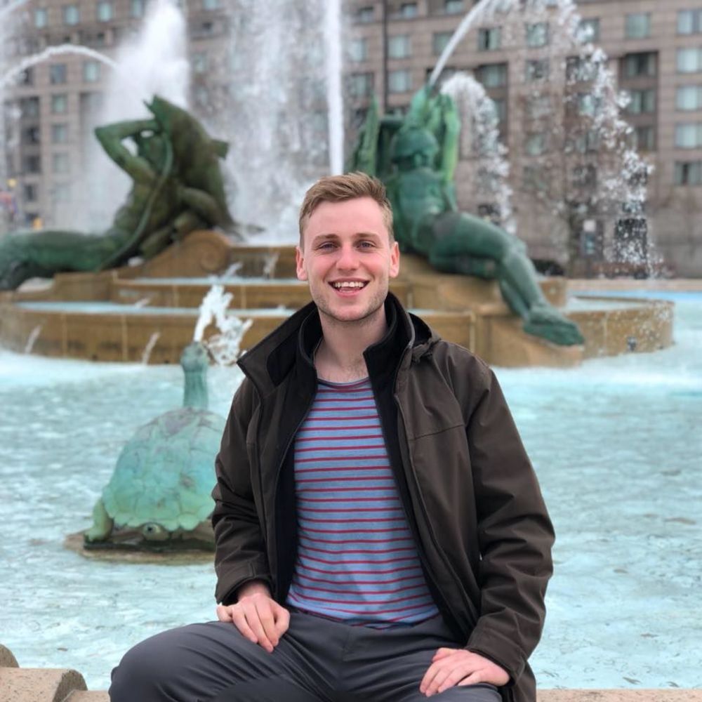 Meet your Posher, Kahlil